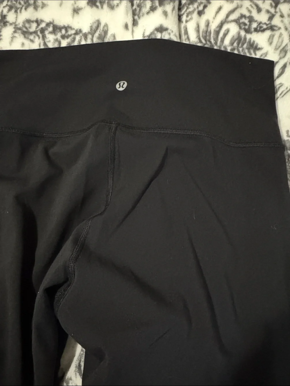 lululemon athletica classic black